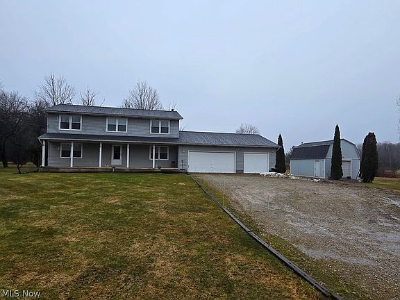 3rd image of 2672 Crackel Rd