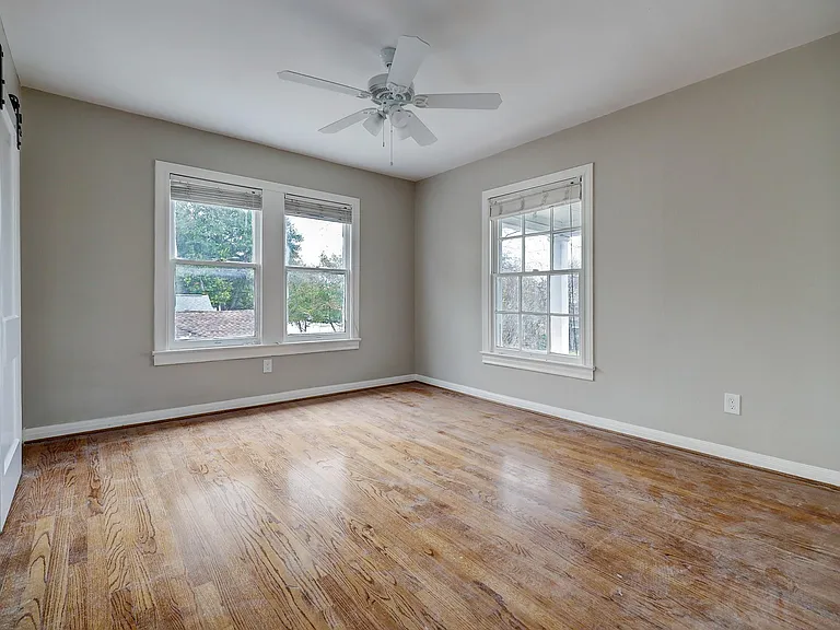 827 Le Green St — Photo 11
