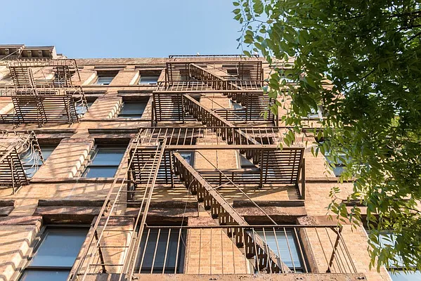 Rented by Sky Management | media 59