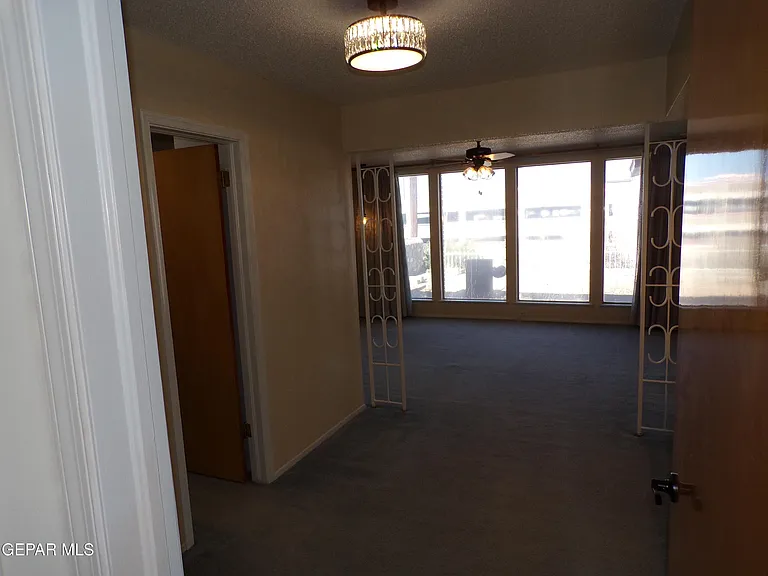 4820 Louisiana St — Photo 24