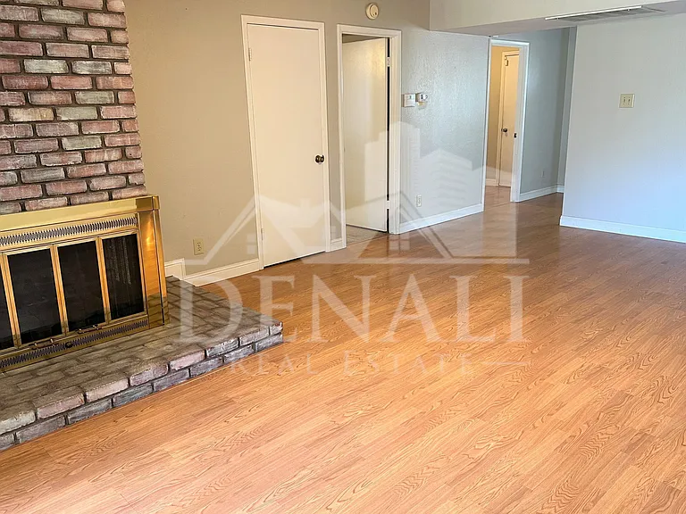 5129 E Emile Zola Ave — Photo 7