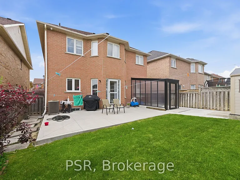 426 Arrowsmith Dr #LOWER — Photo 20