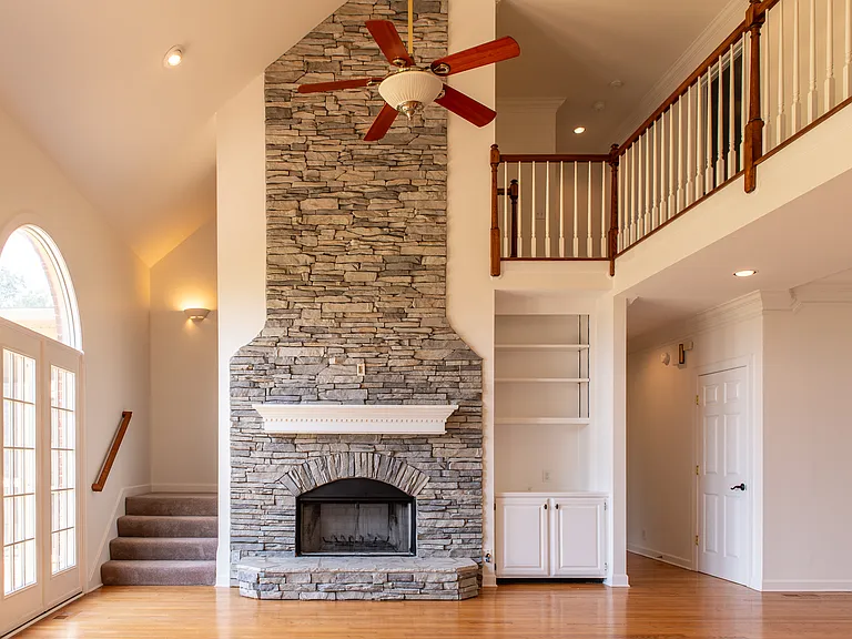 1711 Lawrence Rd — Photo 8