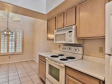 2100 W Lemon Tree Pl #39 — Photo 6