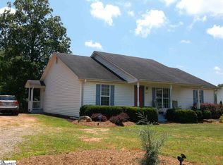637 Jordan Creek Rd, Inman, SC 29349