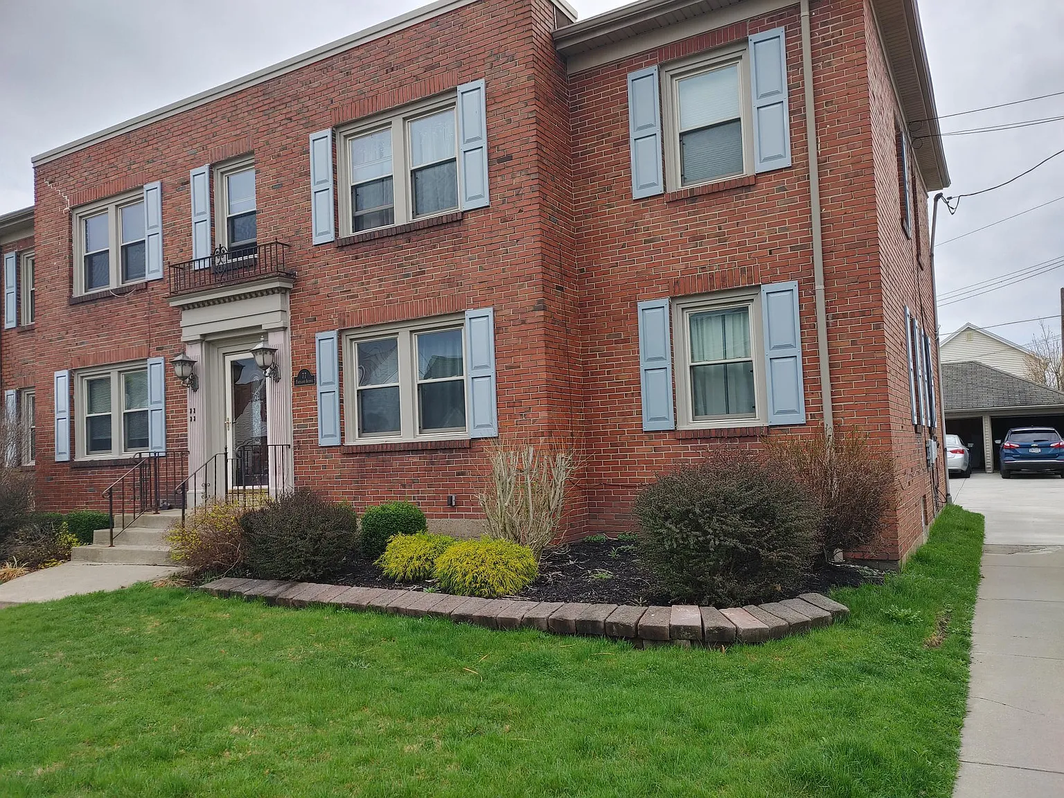 2 bed, $1,295 — Photo 2