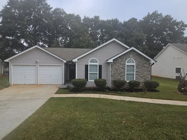 208 Nadia Ct, Locust Grove, GA 30248