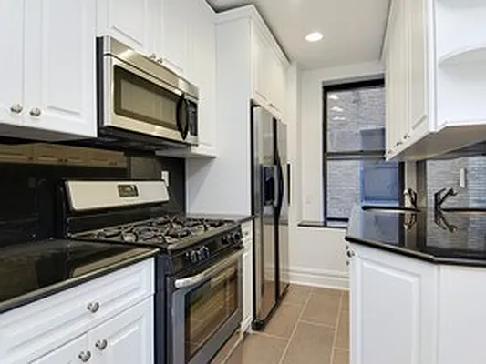 Sold by Citi Habitats | media 21