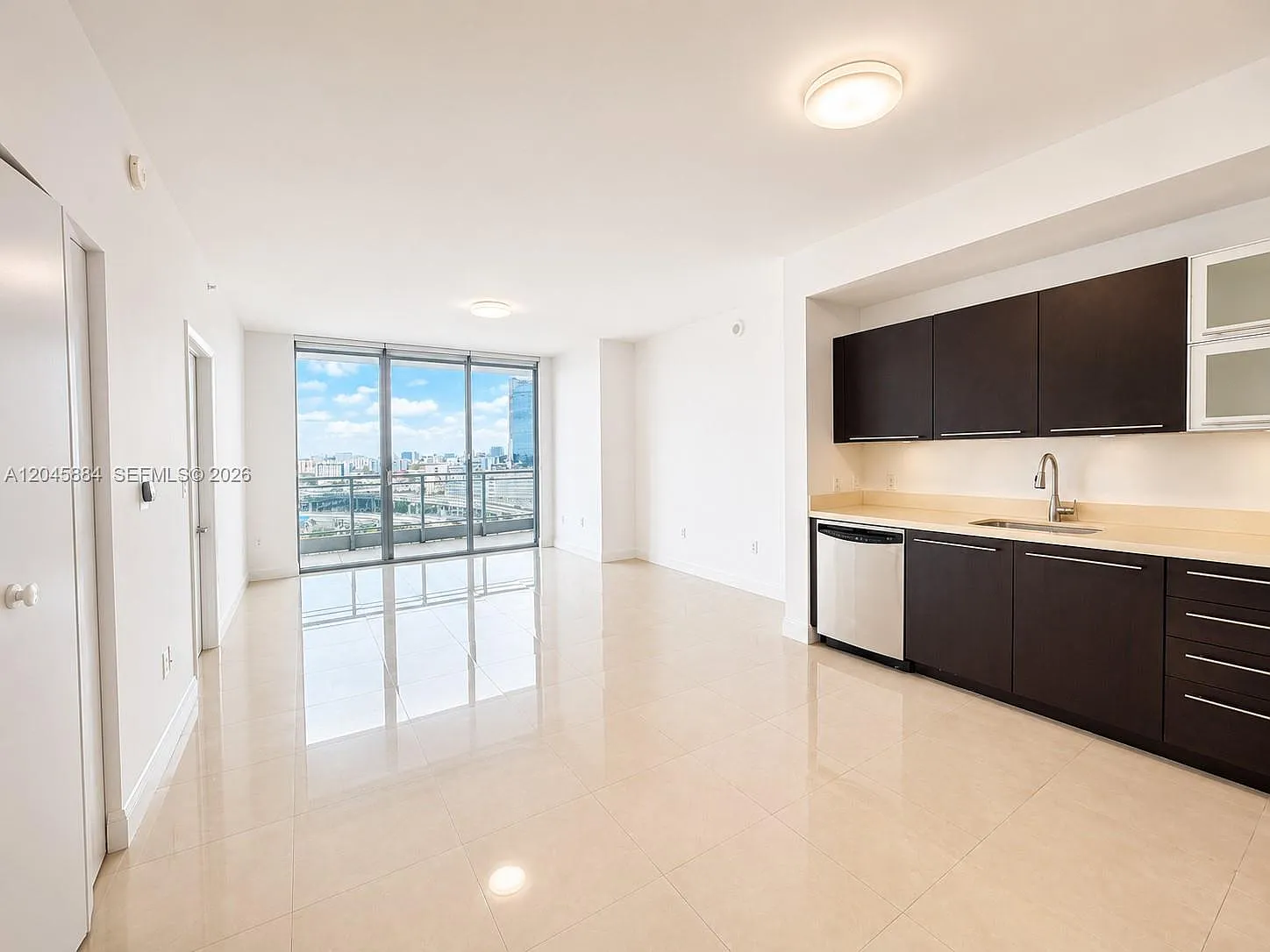 1 bed, 750 sqft, $2,795 — Photo 2