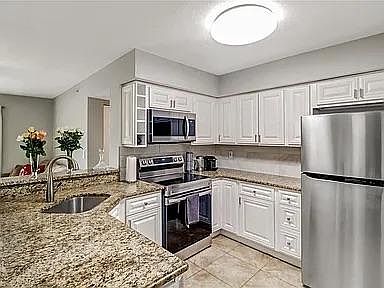 5th image of 8255 Ibis Club Dr