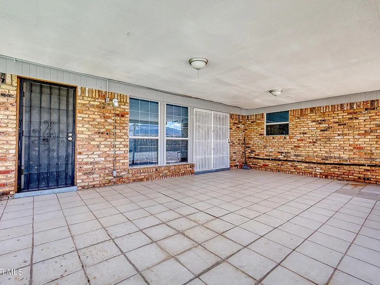 9981 Gschwind Ave — Photo 27