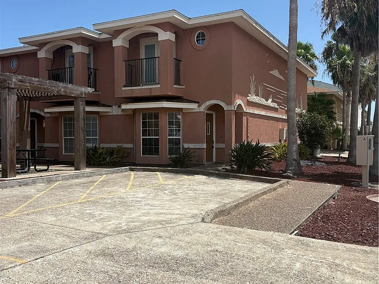 15422 Seamount Cay Ct #101 — Photo 1