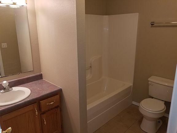 4th image of 1510 Vincent St