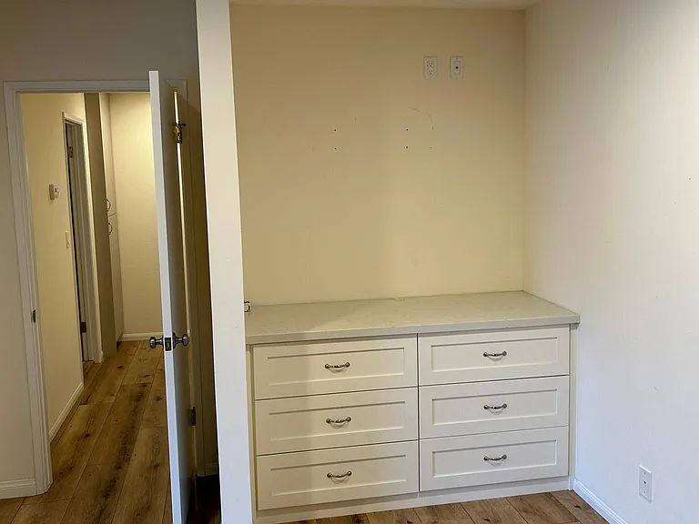 504 S Ditmar St — Photo 10