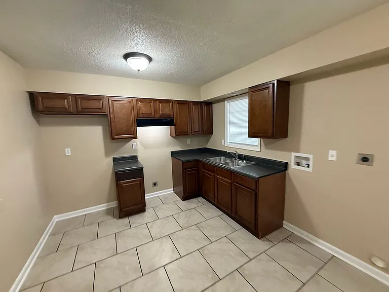 4246 Old Allen Rd — Photo 6