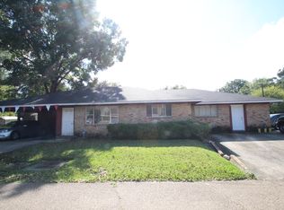 2862 N Foster, Baton Rouge, LA 70805