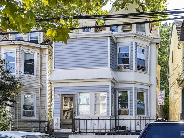 131 Wakeman Ave, Newark, NJ 07104