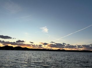 2415 Iduna Ln, Petoskey, MI 49770