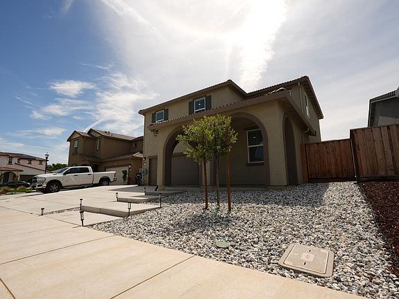 2nd image of 2104 Kimes Ranch Rd