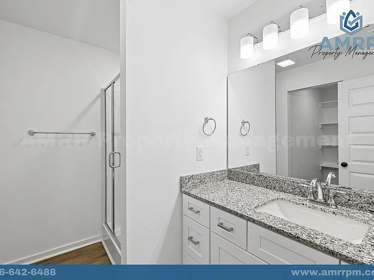 313 Foliage St — Photo 13