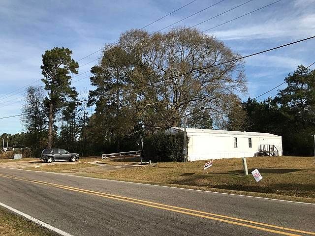2nd image of 340 Sandy Run Rd