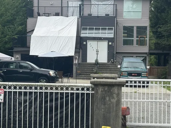 12261 228th St, Maple Ridge, BC V2X 6M5