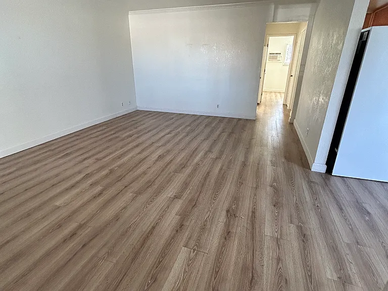 5157 Snow Dr — Photo 3