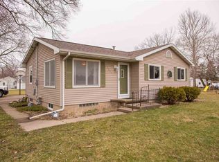 3055 Cedar Terrace Dr, Waterloo, IA 50702