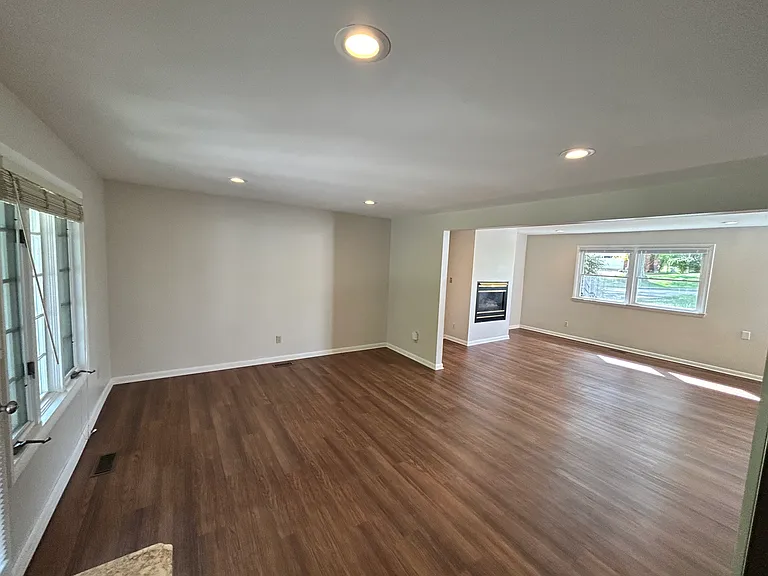 132 Kathleen Dr — Photo 7