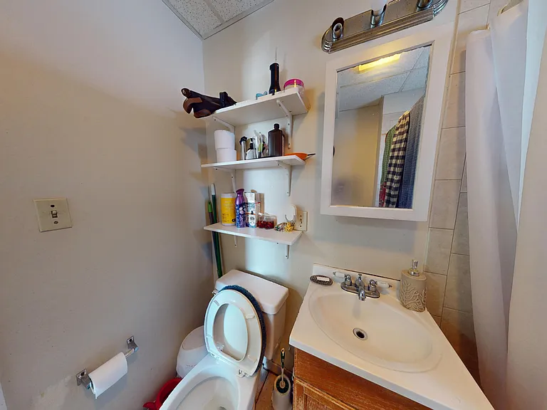 18 Salem St #2 — Photo 10