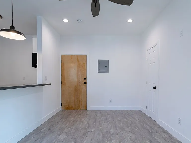 3048 W 12th Street — Photo 34
