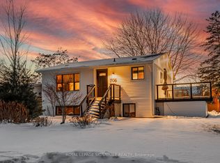 706 Annland St, Pickering, ON L1W 1B3