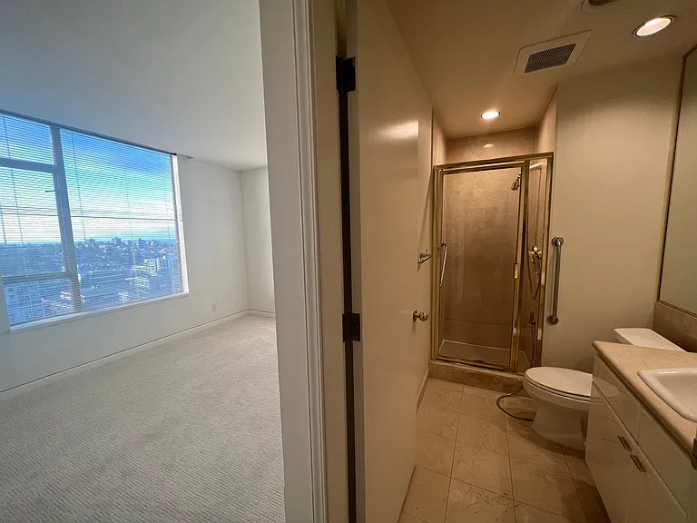 1590 W 8th Ave #1602 — Photo 17