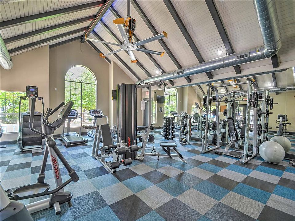 24-Hour State-of-the-Art Fitness Center