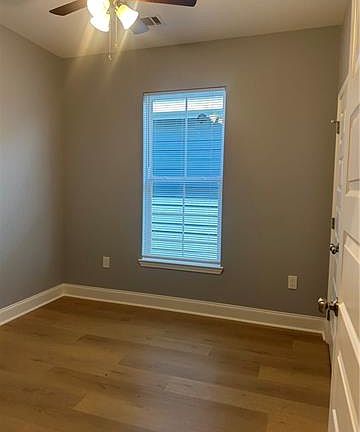 5th image of 5430 N Roman St #B