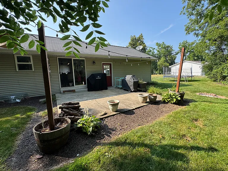 W3273 S Lakeshore Dr — Photo 9