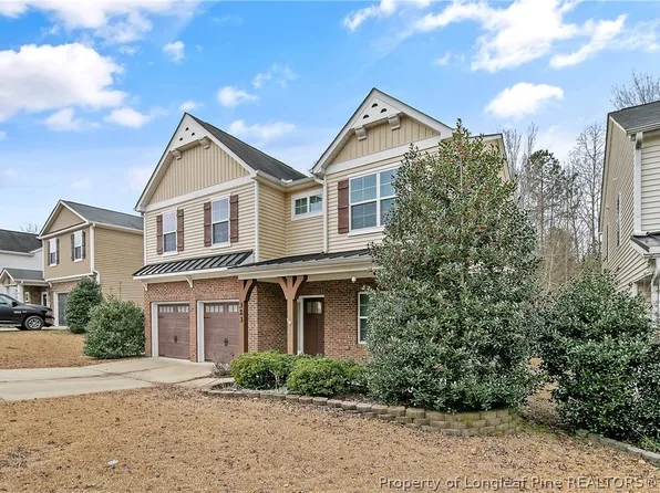 323 River Oak St, Spring Lake, NC 28390