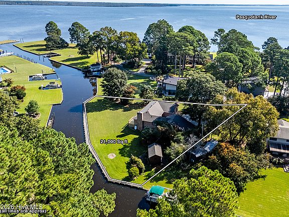 2nd image of 2128 Rivershore Road