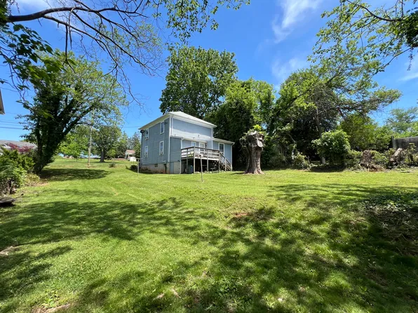 1012 Elliott Ave, Charlottesville, VA 22902