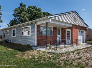 37 La Dunette Dr, Toms River, NJ 08757