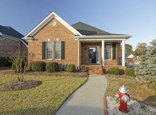 641 E Lakota Dr, Fuquay Varina, NC 27526