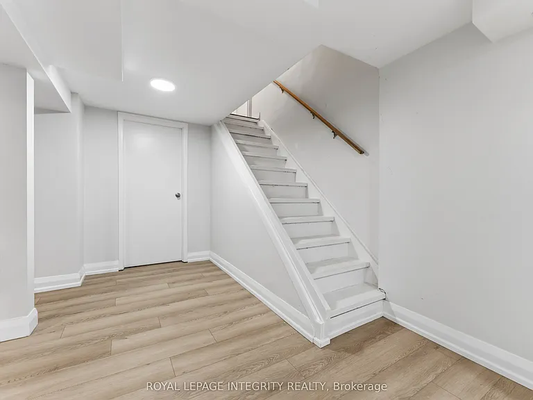 1873 Fairbanks Ave — Photo 23