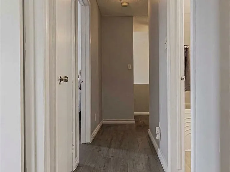 510 Essa Rd #44 — Photo 5