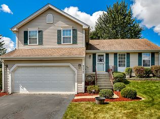 712 Campbell Ct, Dundee, IL 60118