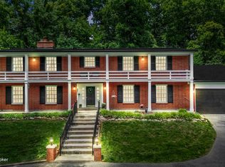 2911 Seneca Park Rd, Louisville, KY 40205