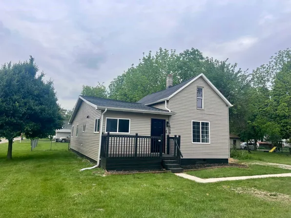 608 W Polywood Way, Syracuse, IN 46567