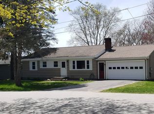 1 Pond View Rd, Cape Elizabeth, ME 04107