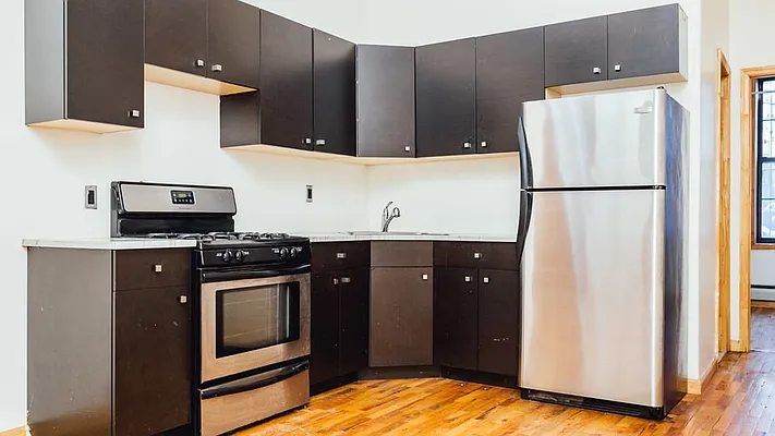 Rented by Nooklyn NYC LLC | media 27
