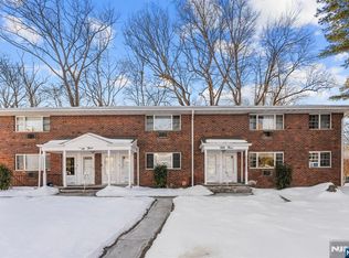 5306 Christopher St, Ramsey, NJ 07446