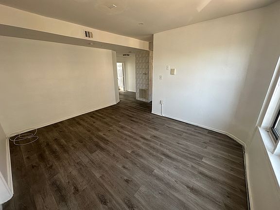 4th image of 47 Milford Ave #16
